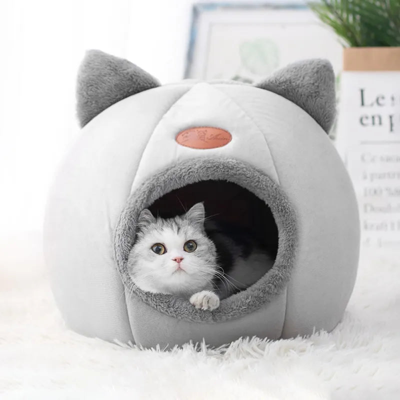 Winter Warm Cat House with Non-Slip Bottom