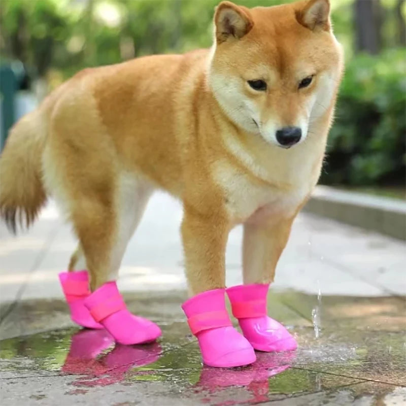 Stylish & Waterproof – Rubber Boots for Dogs and Cats (4 Pcs)